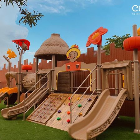 Centara Sonrisa Residences & Suites Sriracha Sziracsa Kültér fotó