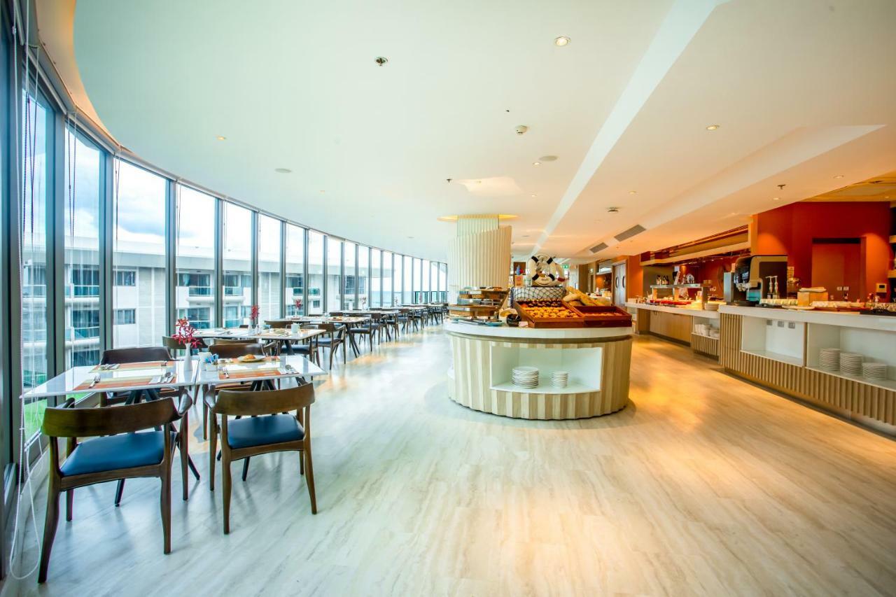 Centara Sonrisa Residences & Suites Sriracha Sziracsa Kültér fotó